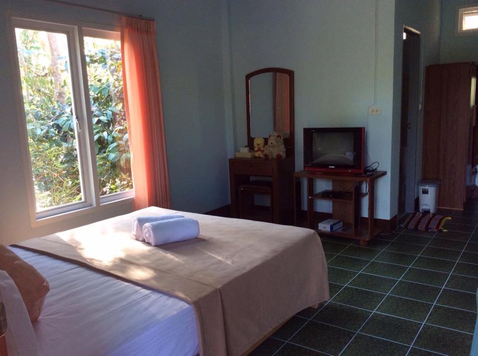 Bangsak Hut Pansiyon Khao Lak Dış mekan fotoğraf